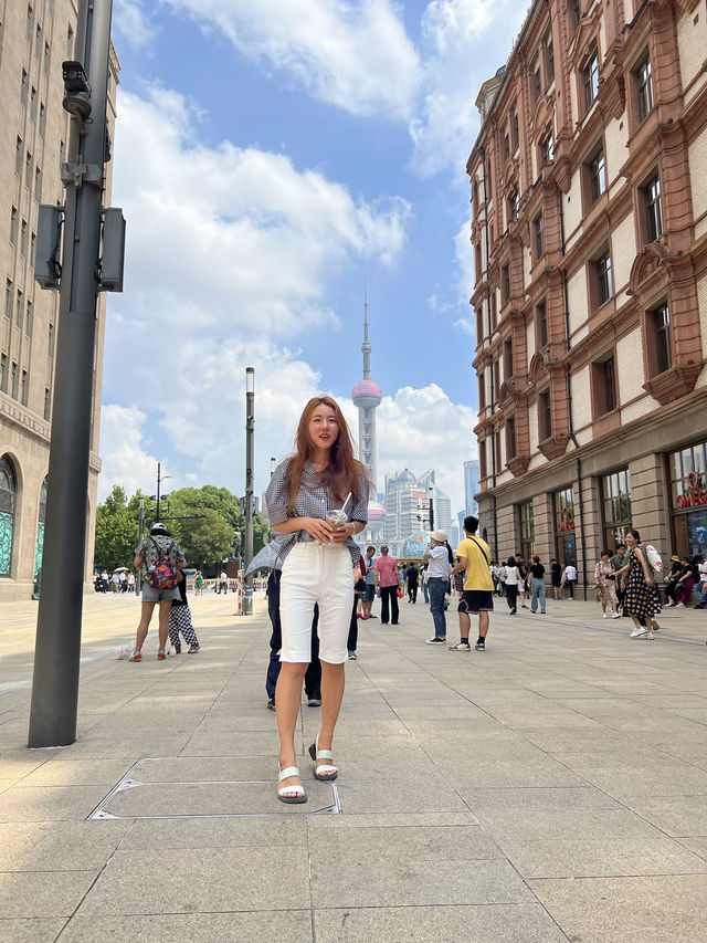 🌆 “도시와 시간이 흐르는 길 – 베이징시루를 따라 와이탄까지”