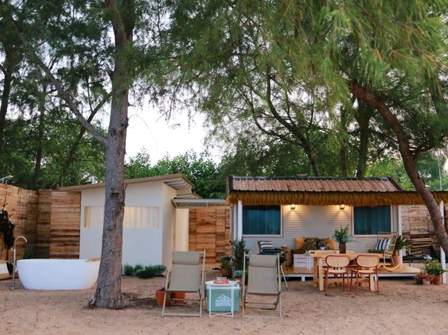 Beluga Camping รถบ้านติดทะเล