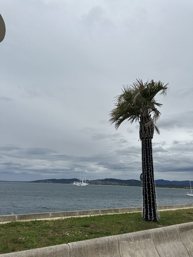 Fréjus เมืองชายฝั่งในฝรั่งเศส
