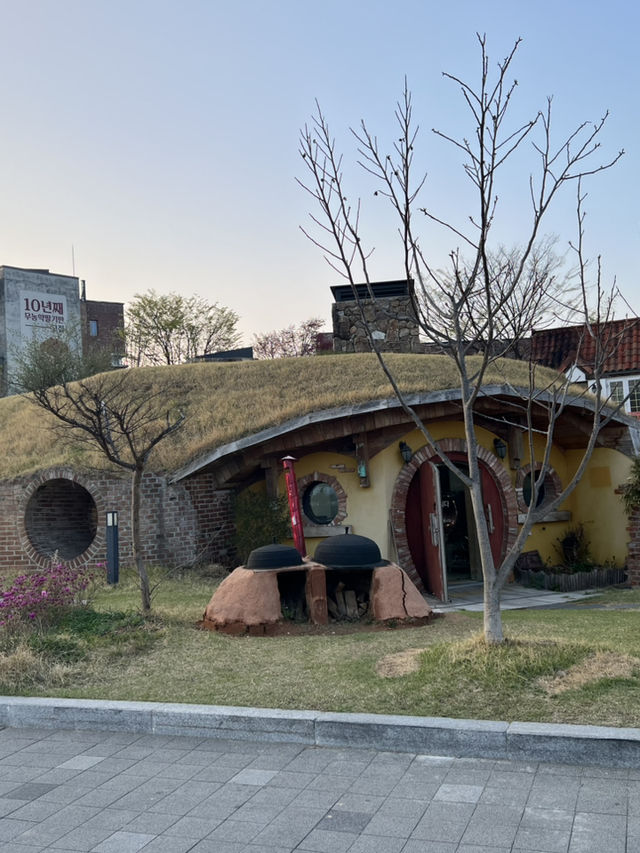 천안 공세리성당과 빵돌가마