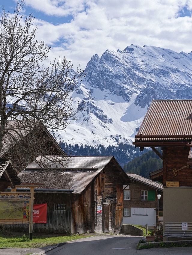 🏞️ 靜謐冬日山村｜瑞士米倫小鎮 Mürren