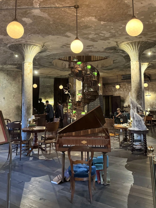 穿越百年時光的博物館咖啡店💕The Mustang Blu 
