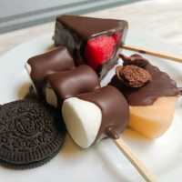 Chocolate Buffet แสนอร่อยที่ Movinpick Hotel