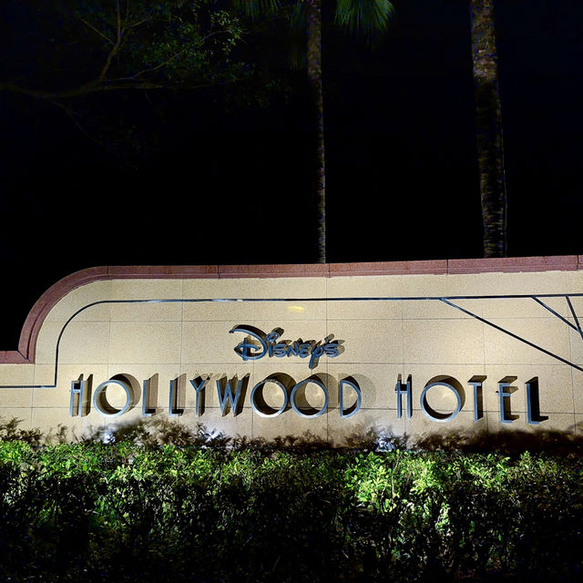 香港迪士尼Hollywood酒店：親子專屬的星光之旅 🏰✨