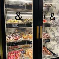 🥐 Butterful & Creamorous ร้านขนมชื่อดังในจีน 🇨🇳