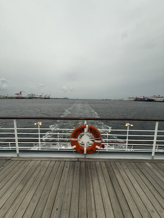 東京湾をコース料理と共に優雅なクルージングを🛳️