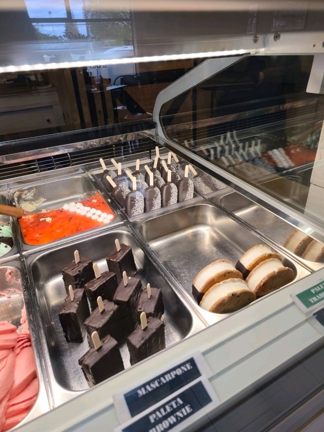 해외여행 칠레 아이스크림 맛집 Artisan gelateria Aluen Patagonia