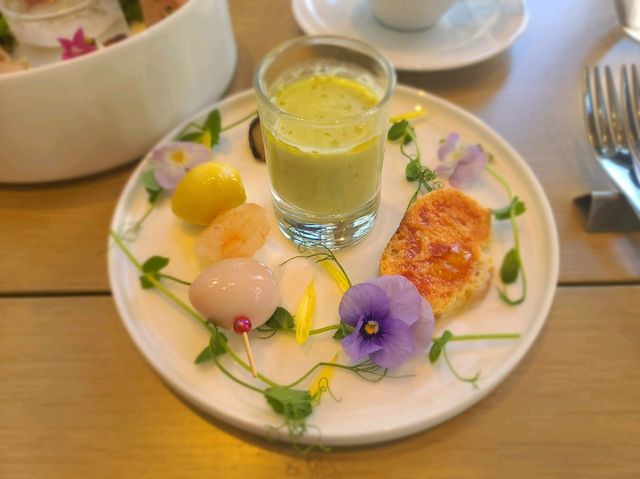 나고야 꽃향기 가득한 감성카페 메종8(MAISON 8 garden)