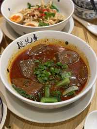 段純貞 | 過江龍台灣牛肉麵 