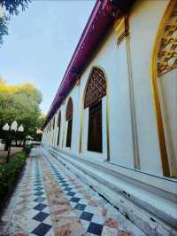 วัดพระนอนจักรสีห์วรวิหาร พระนอนขนาด 46 เมตร