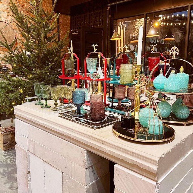 Mai Kitchenware Cafe