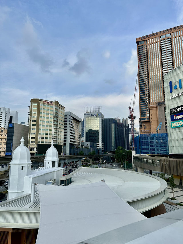 Urban pause with a view: afternoon at The Grand Steps, Lalaport BBCC
