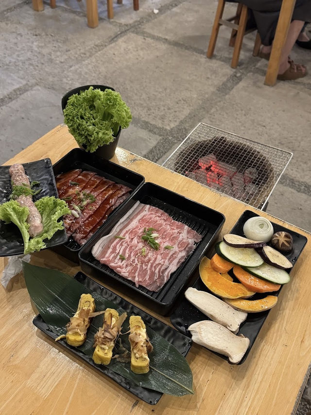 Kamogawa Yakiniku Restaurant, Local Grills with a Coastal Touch