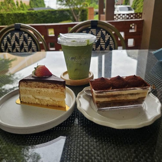 🌈 Holiday Treat Hatyai