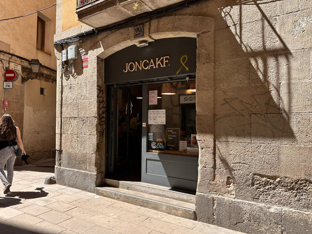【Jon Cake｜バスクスタイルの濃厚チーズケーキ専門店】