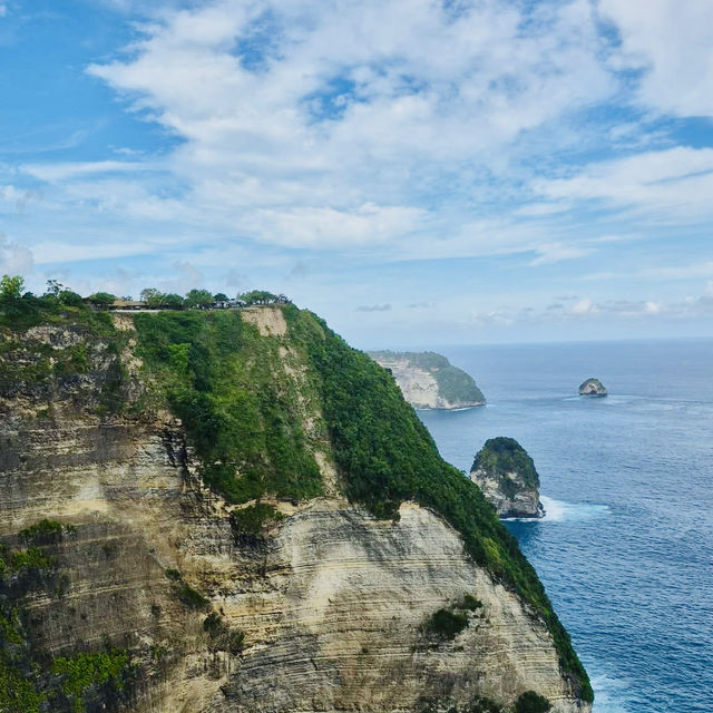 Catch the Magic: A Day in Nusa Penida