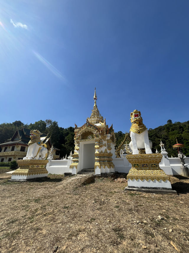 วัดเขาสวรรค์ตาก จุดแวะพักใจ อ.มะขาม จันทบุรี