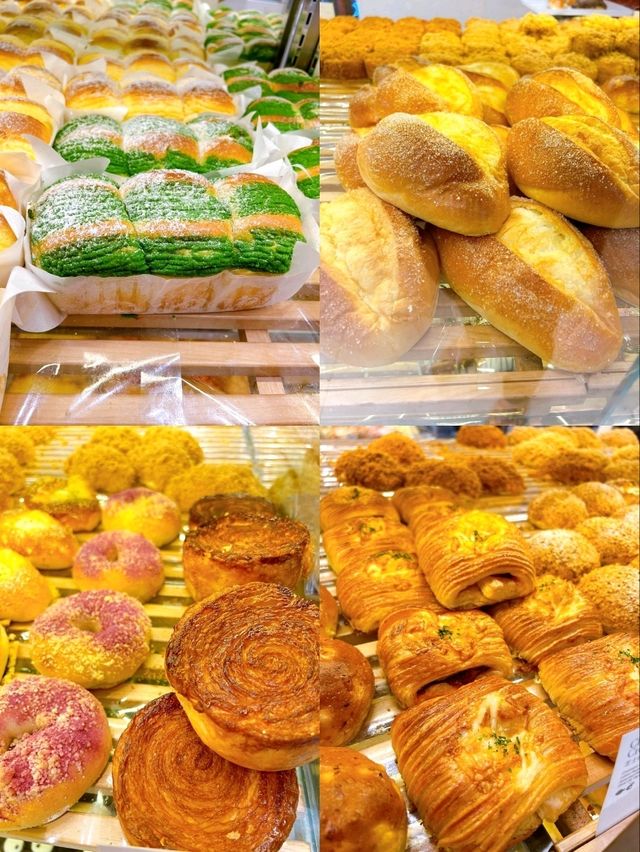 BreadTalk at Westgate: Tasty Buns and Easy Snacks