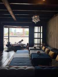 Loy La Yong, Bangkok’s Vintage Gem with a Twist