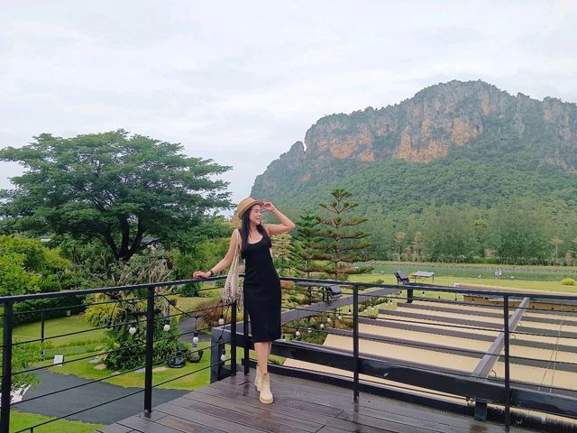Iko Camp & Cafe