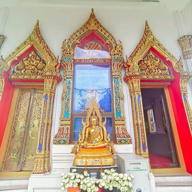 ไหว้พระ วัดลครทำ เขตบางกอกน้อย