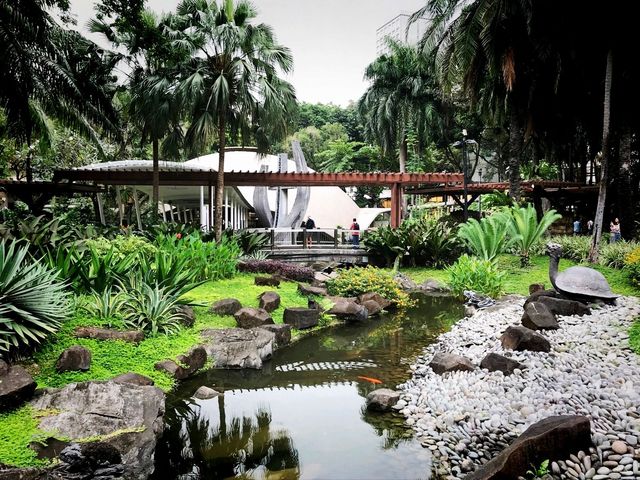 Oasis in The Heart Of Makati. 