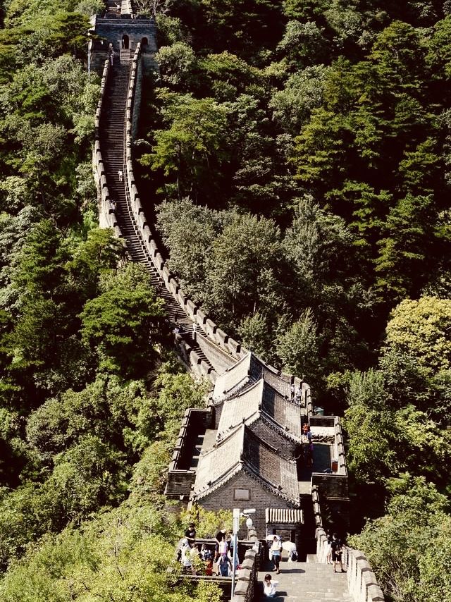 Mutianyu Great Wall: The Perfect Balance of Beauty & Accessibility