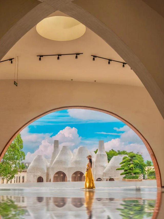 🏖️ Summer Escapes to Mile, Kunming