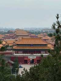Chill Walks and Epic Views at Jingshan Park