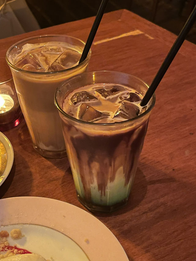 【渋谷】ノスタルジックなカフェ🪔 サロナード カフェ ダブ☕️