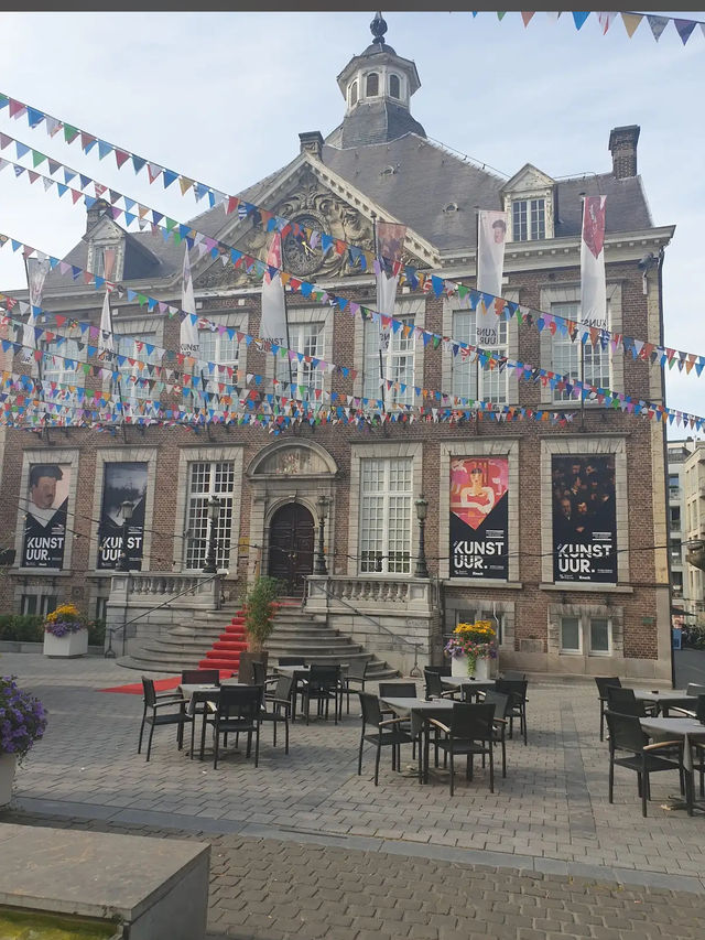 【ジンの香り漂う街🍸】ハッセルト(Hasselt) 【ジンの香り漂う街🍸】ハッセルト(Hasselt)
