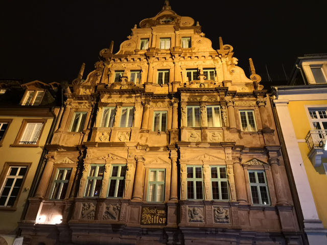 The Veins of Cobblestone: How to Read a City's Age and Memory in the Square's Pavement