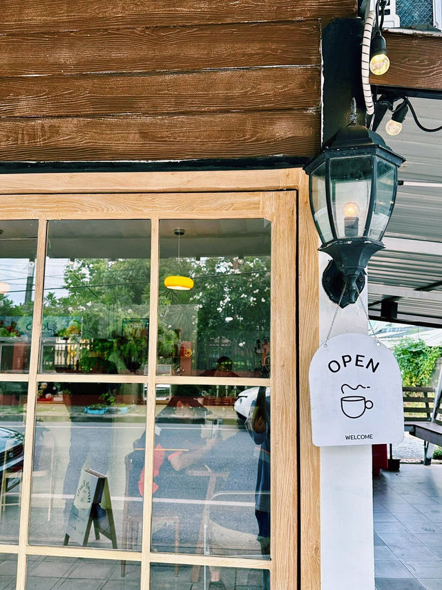 📍 Brewly Early Cafe🍞✨ 📍 Brewly Early Cafe🍞✨