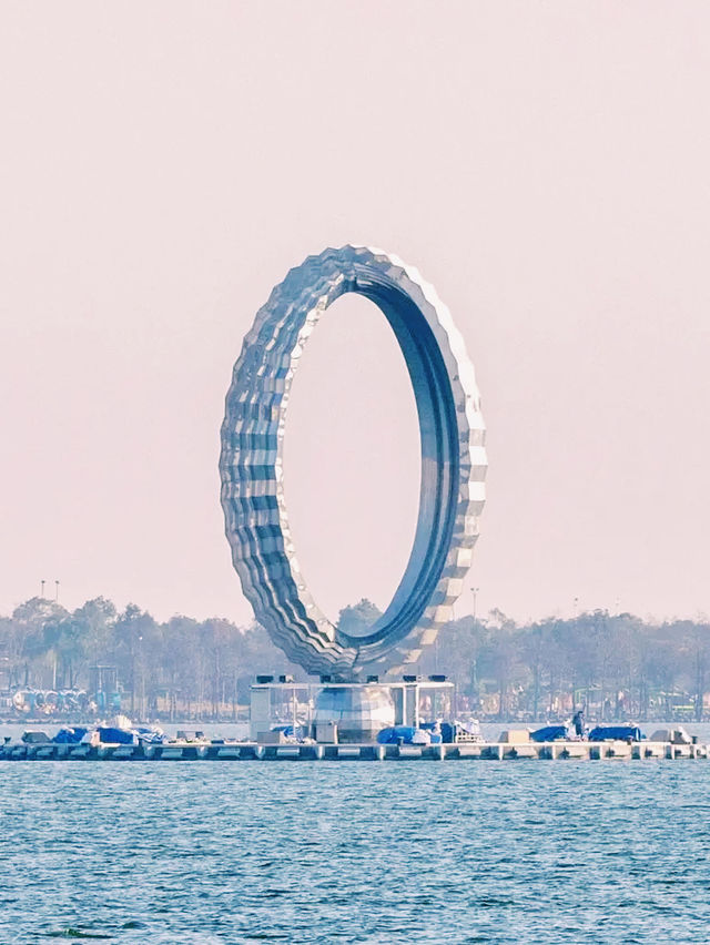 上海🇨🇳滴水湖:海邊新城中的人文與自然之湖 上海🇨🇳滴水湖:海邊新城中的人文與自然之湖