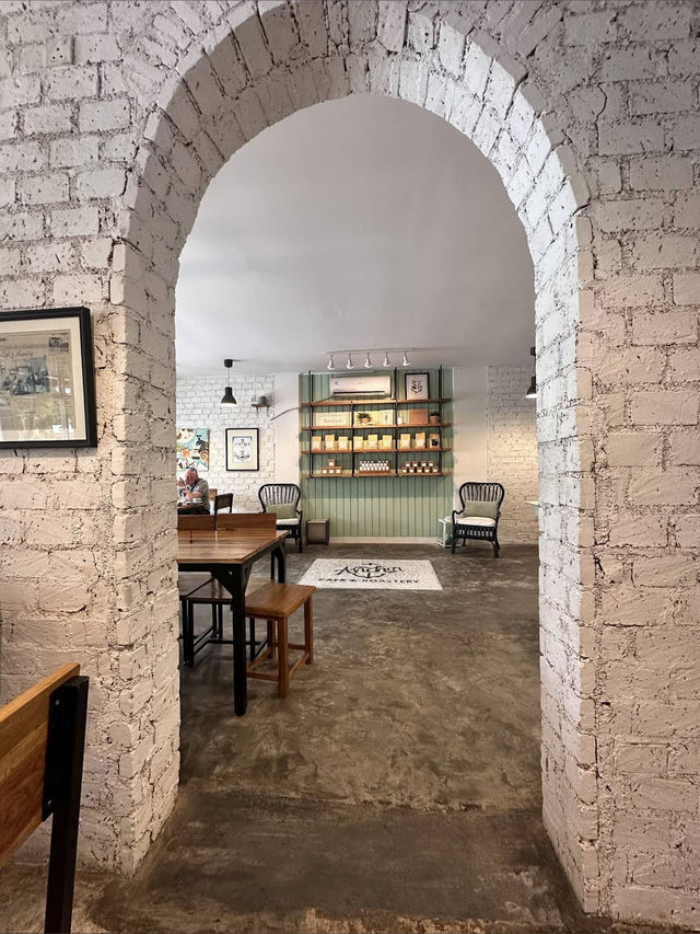 Anchor Cafe & Roastery, Southern Comfort with a Specialty Brew