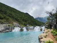 《藍月谷｜一場在人間仙境裡放慢呼吸的旅行》
