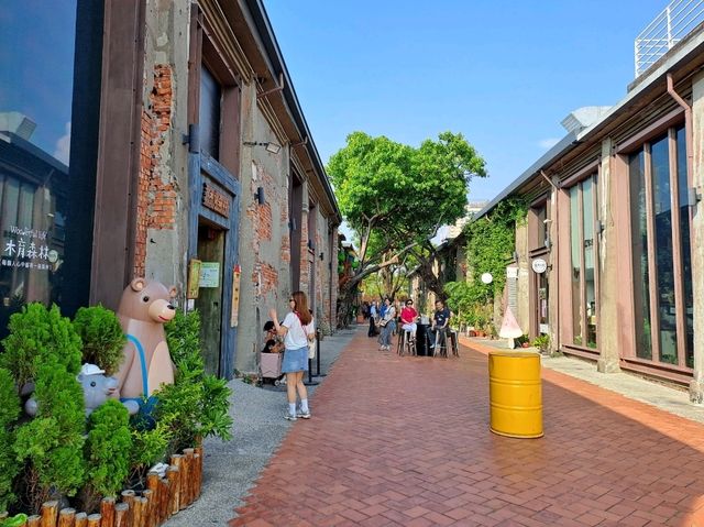最近駁二藝術館的酒店 最近駁二藝術館的酒店