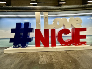 A hot topic on Netflix! A complete introduction to Nice, Southern France 🥐🇫🇷