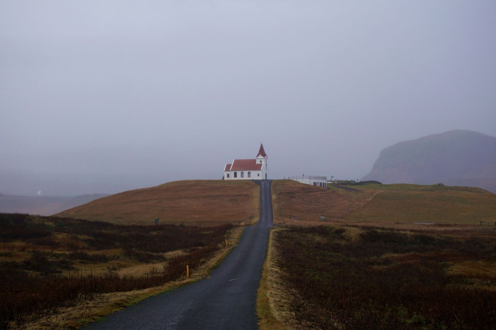 ​【Iceland.Snæfellsnes】A Quick Spin in the West: Dramatic Romance in a Rainstorm.