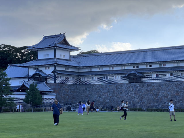 🏯 Kanazawa Castle, Japan 🇯🇵 | A Beautiful Castle Full of History & Elegance