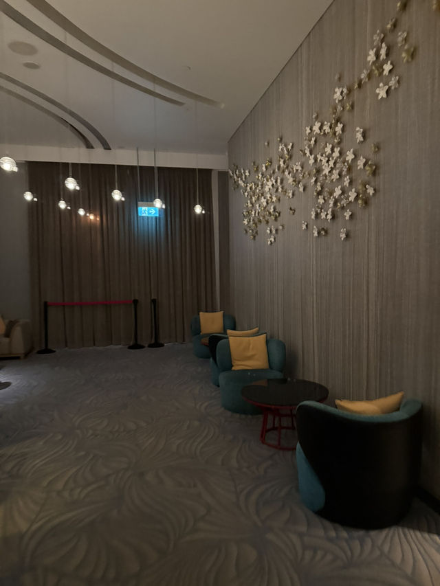 Lounge at the Hotel Jen Orchard Gateway
