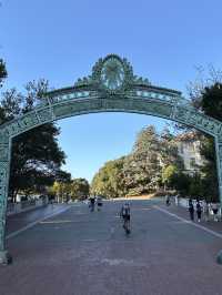 11 月去 UC Berkeley 逛一天其實滿剛好的。