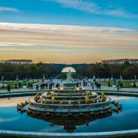   Versailles Travel Guide 