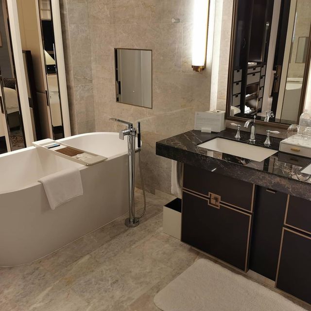 The St. Regis Shanghai Jingan 🗺️