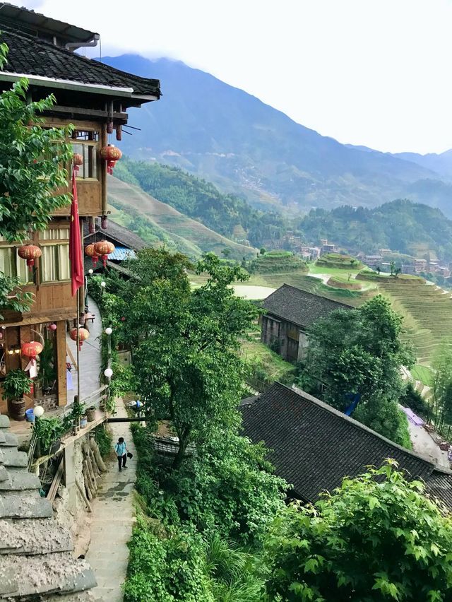 Guilin: Longsheng sunrise at rice terraces