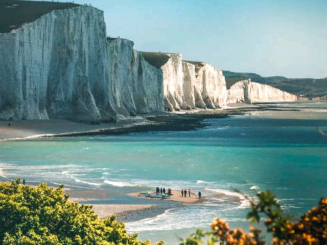 Enjoy the beauty of the Seven Sisters Cliffs @ Sussex, England