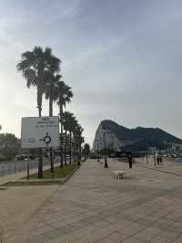 AC Hotel La Linea 🇪🇸easy and cheap !!