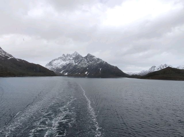 Best way to discover the Norvegian coastline