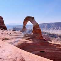 🌉 Arches National Park Transportation Tips: How to Navigate the Land of Stone Magic 🏜️🚗