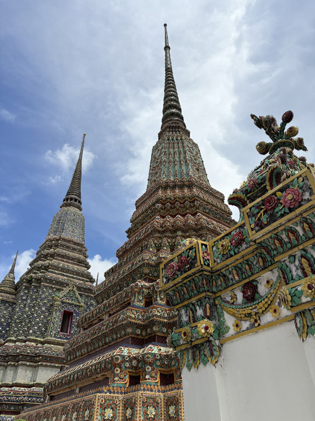 Exploring Bangkok: A City of Contrasts 🇹🇭✨